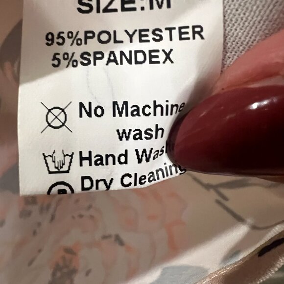 Beautiful Floral Print Top - Picture 5 of 5